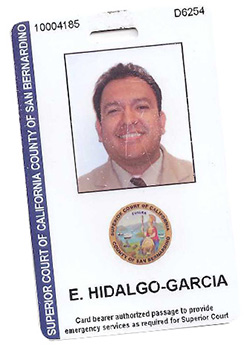 badge2